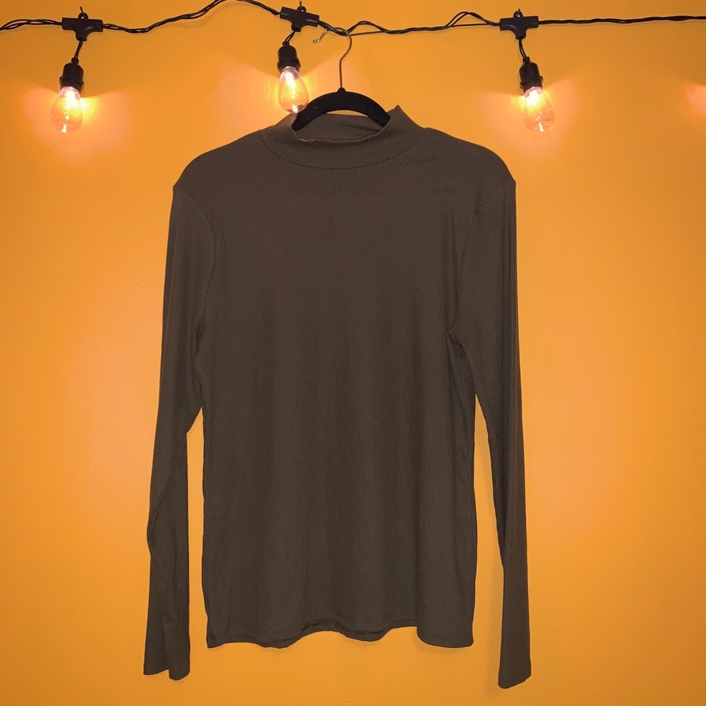 NOBO Green Turtleneck